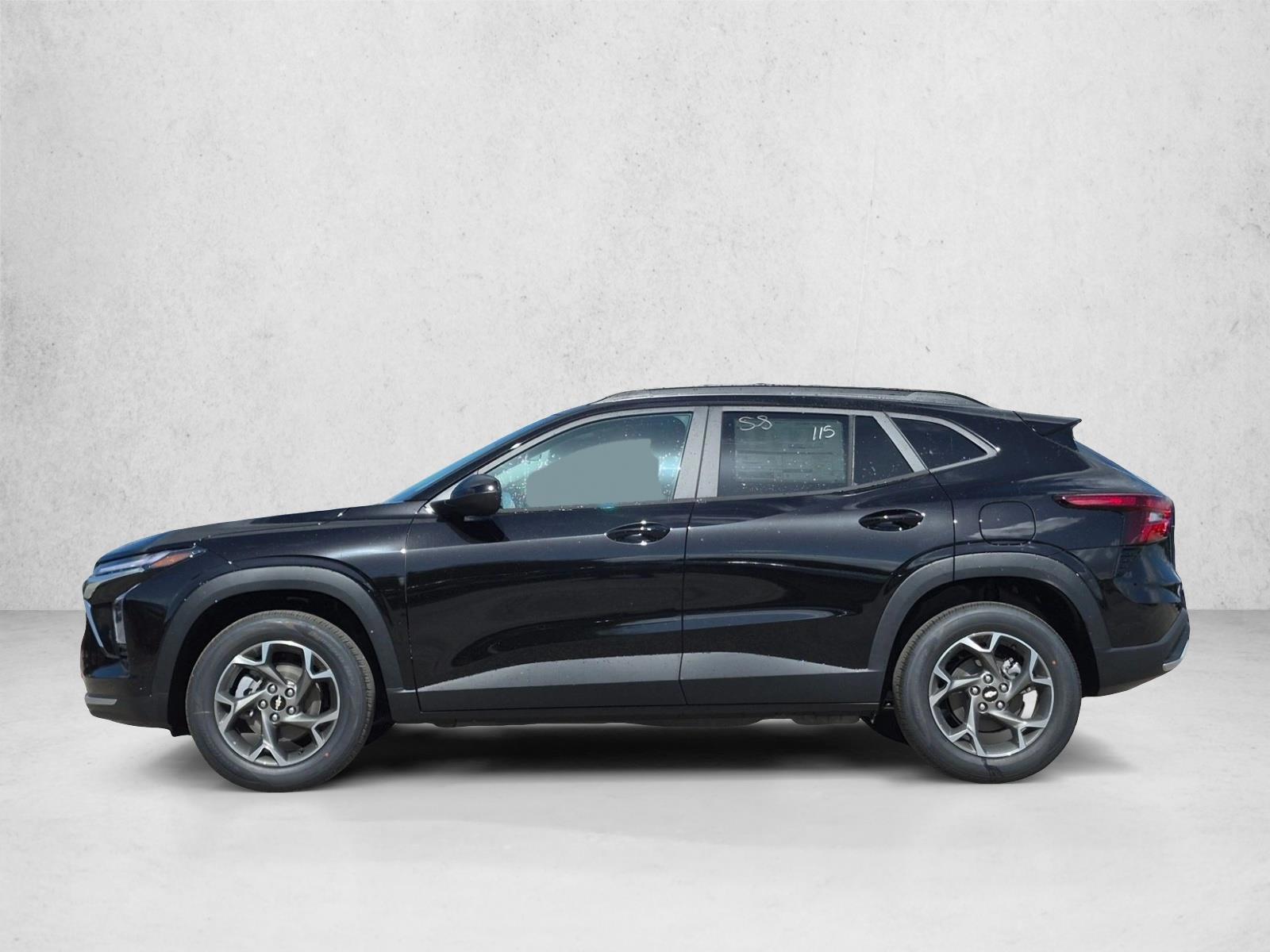 Thumbnail: 2026 Chevrolet Trax - 2