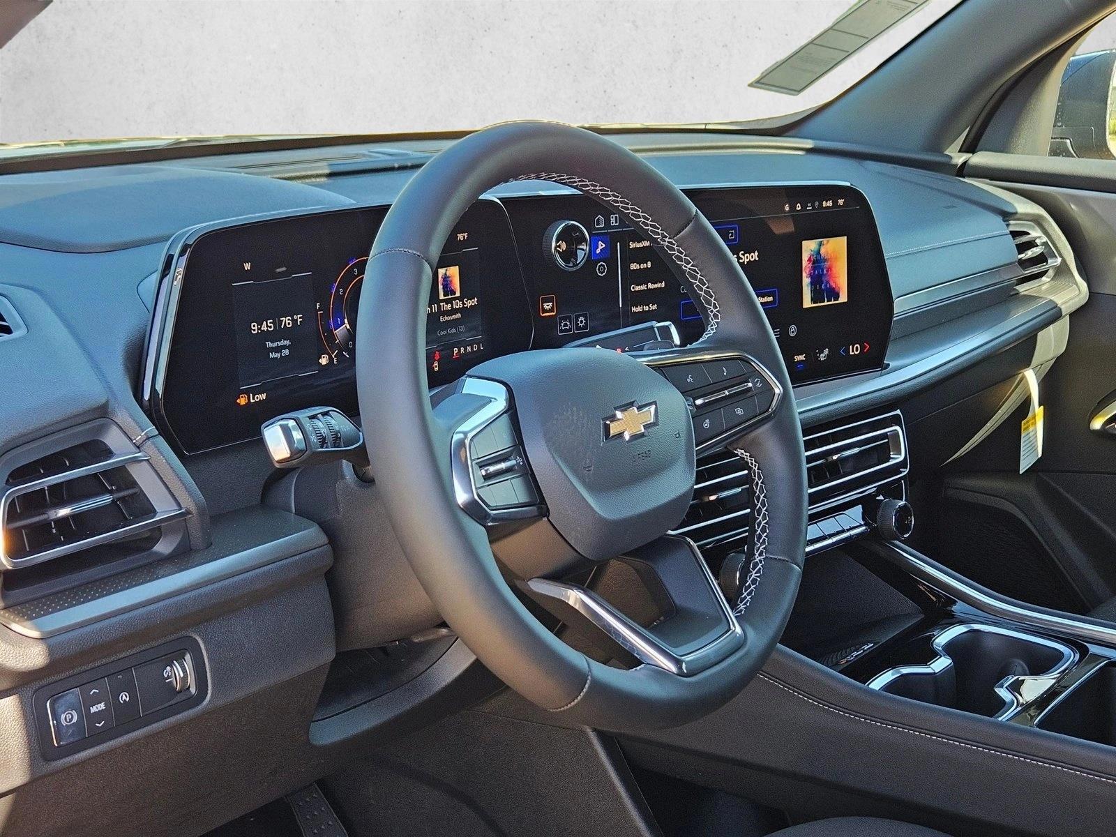 Thumbnail: 2026 Chevrolet Traverse - 3