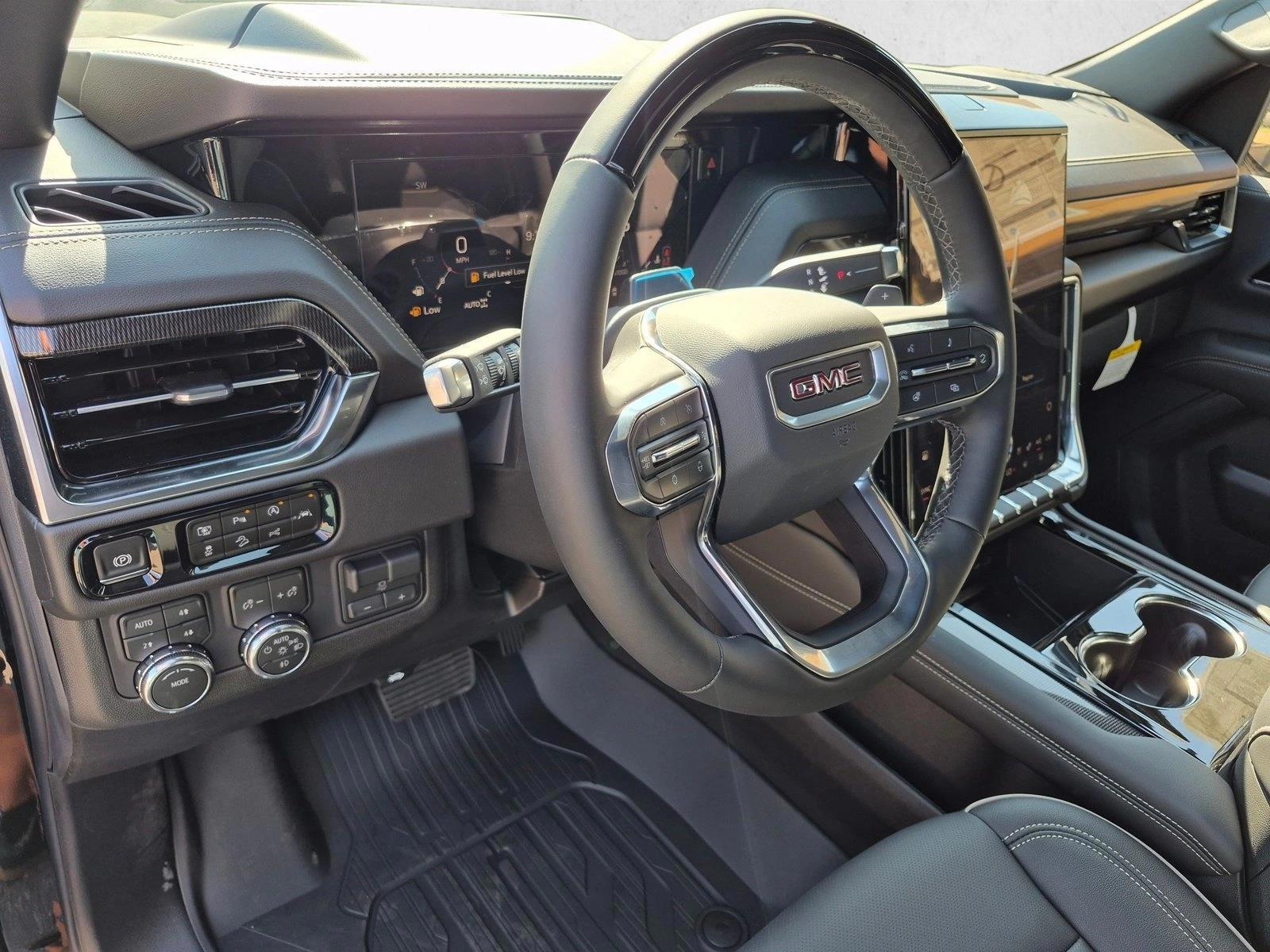 Thumbnail: 2026 GMC Yukon XL - 3