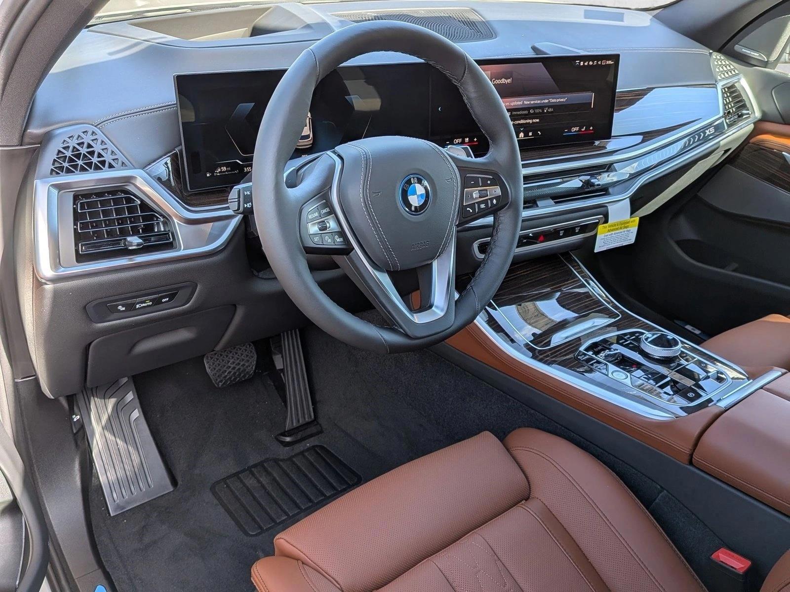 Thumbnail: 2026 BMW X5 - 3