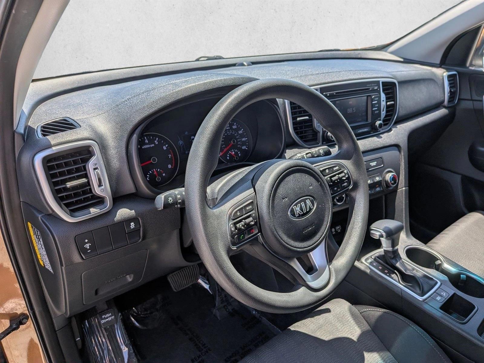 Thumbnail: 2019 Kia Sportage - 3