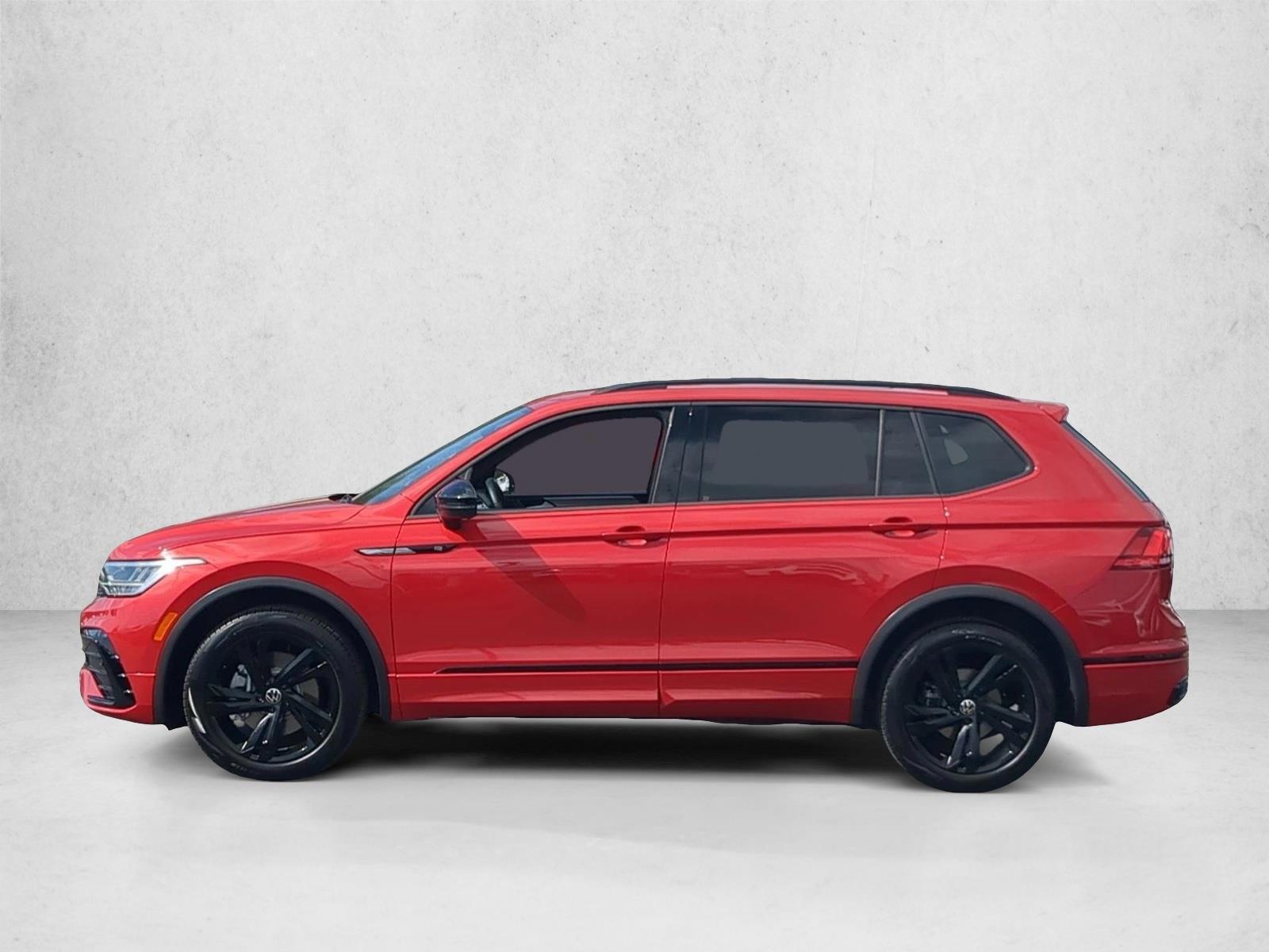 Thumbnail: 2024 Volkswagen Tiguan - 2