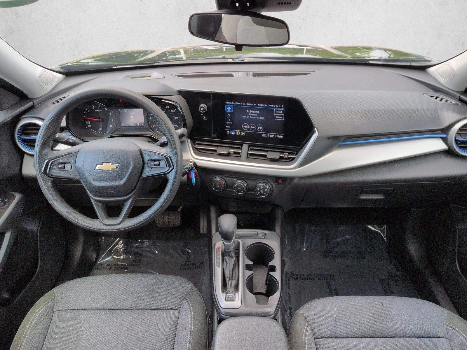 Thumbnail: 2024 Chevrolet Trax - 3
