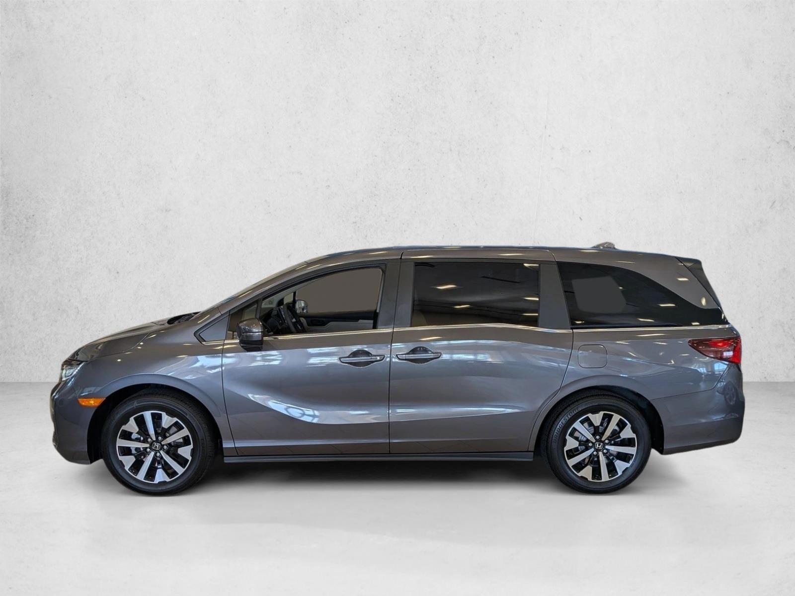 Thumbnail: 2026 Honda Odyssey - 3