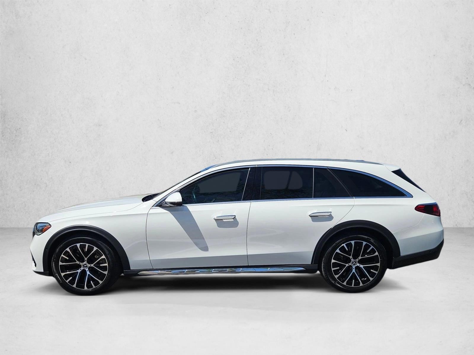 Thumbnail: 2025 Mercedes-Benz E-Class - 2