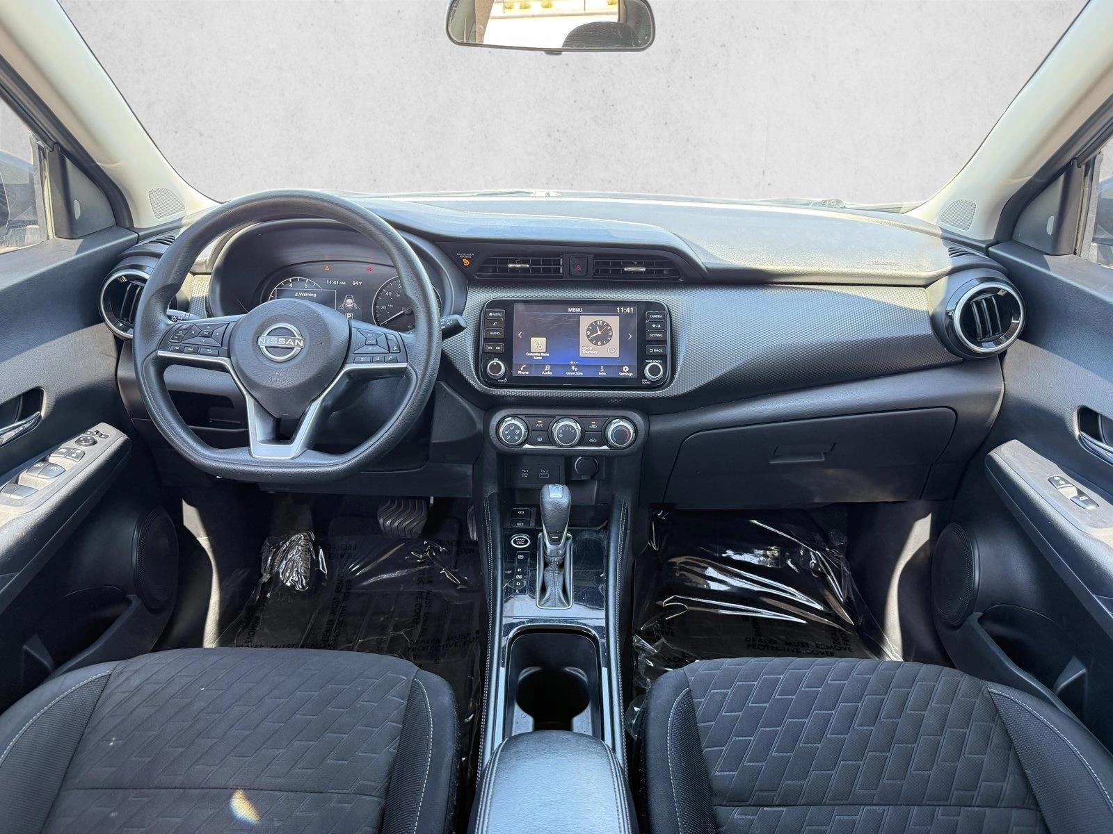 Thumbnail: 2023 Nissan Kicks - 3
