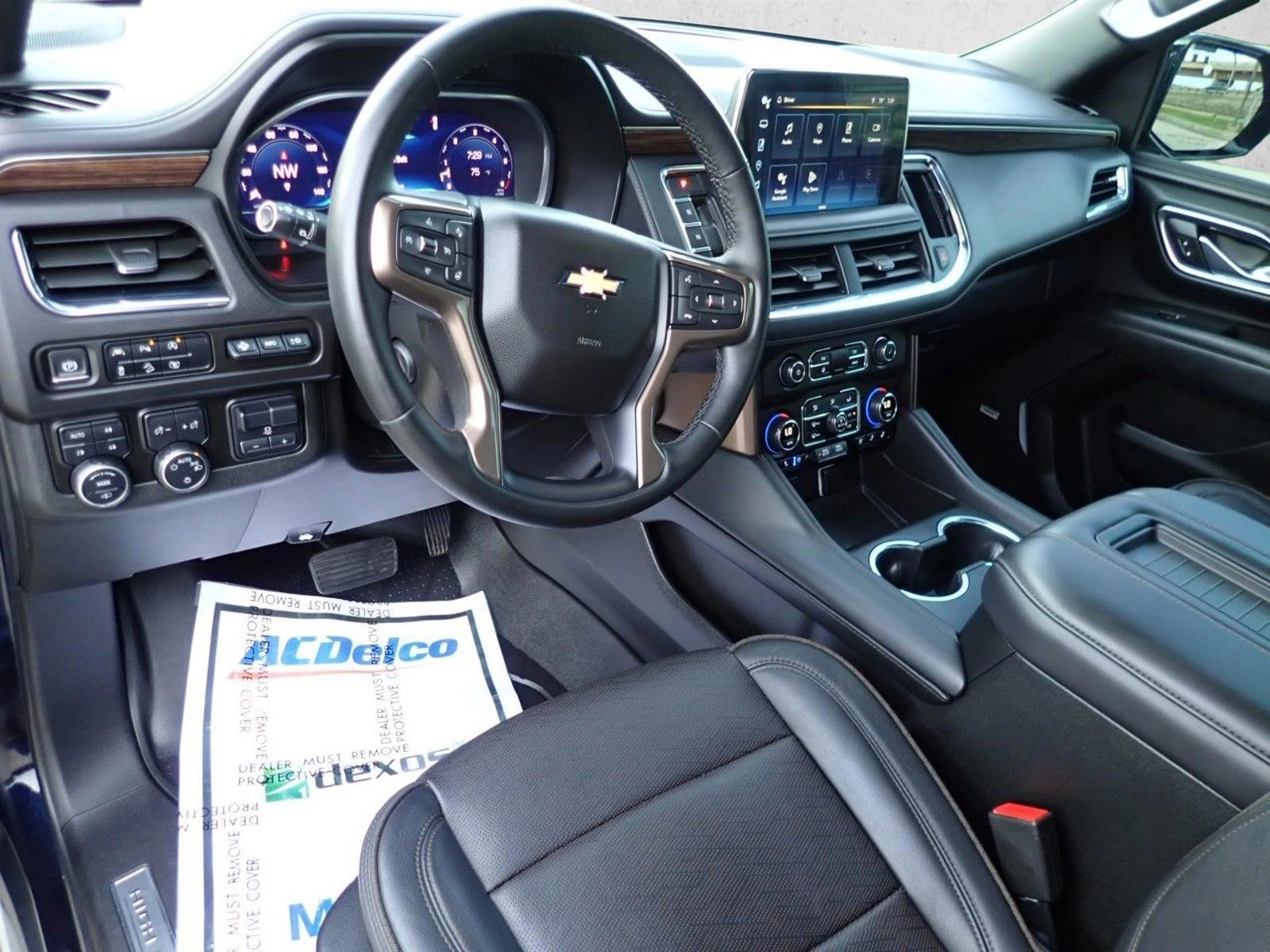 Thumbnail: 2023 Chevrolet Tahoe - 3