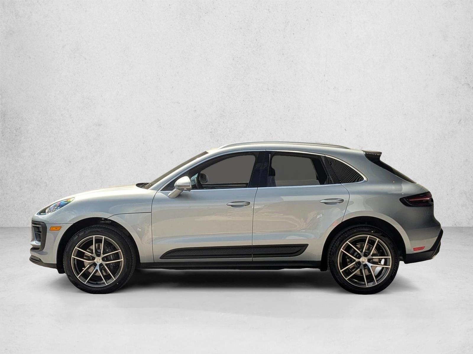 Thumbnail: 2026 Porsche Macan - 2
