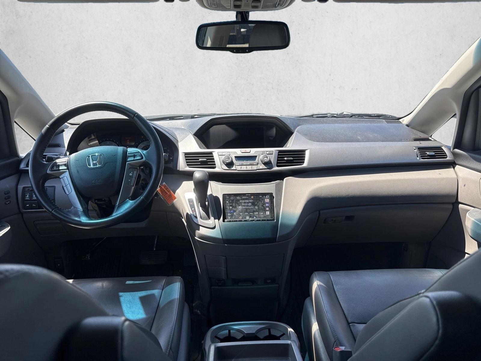 Thumbnail: 2012 Honda Odyssey - 3