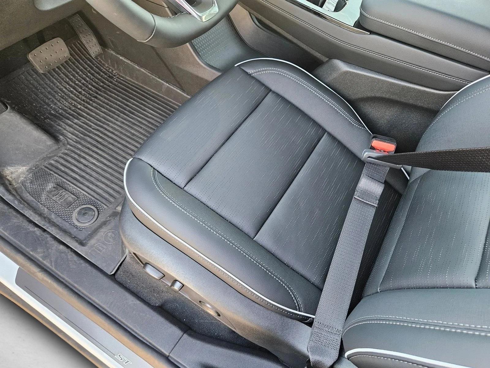 Thumbnail: 2026 Buick Enclave - 4