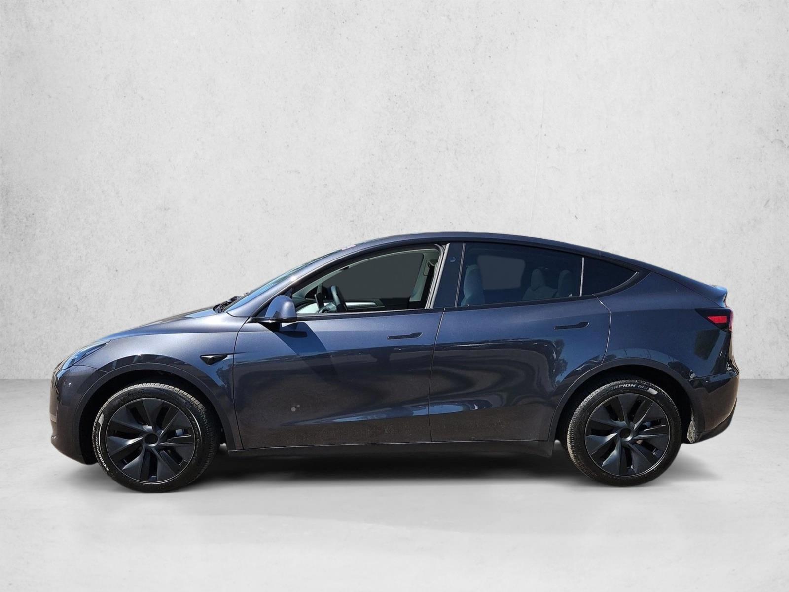 Thumbnail: 2025 Tesla Model Y - 2