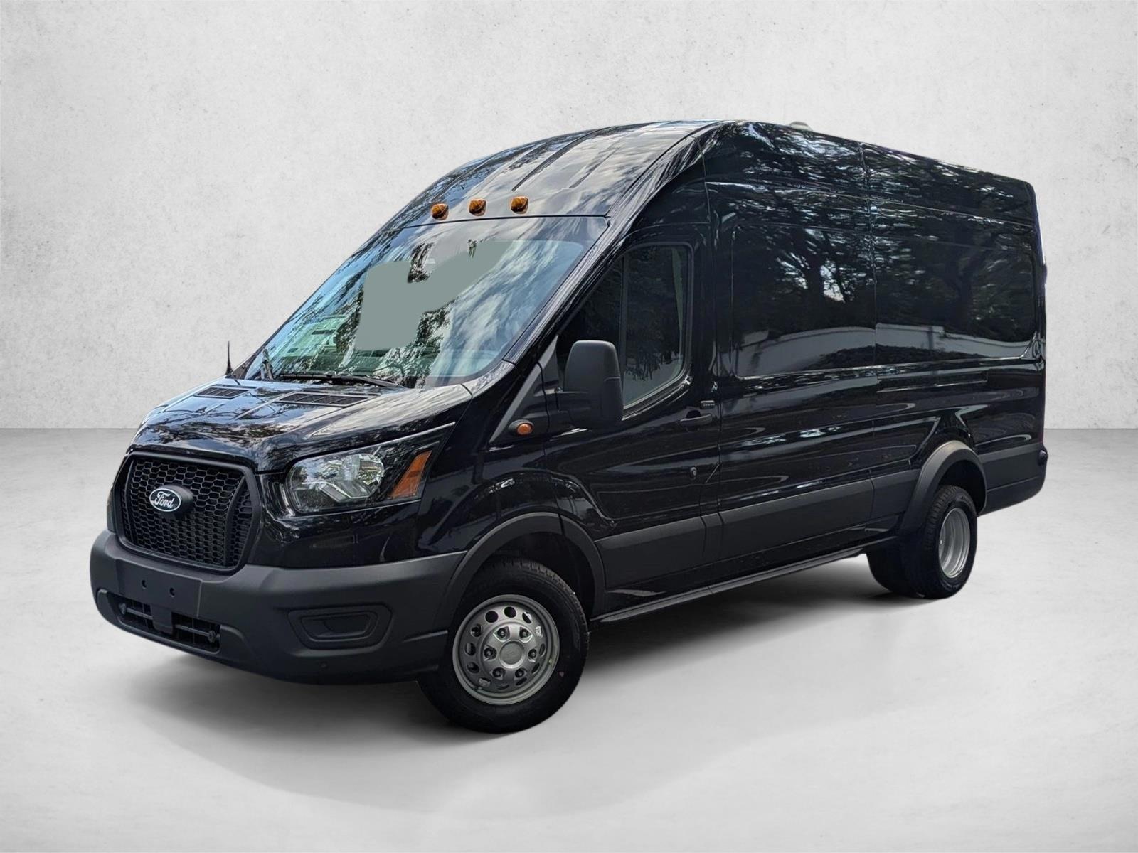Thumbnail: 2027 Ford Transit Series - 1