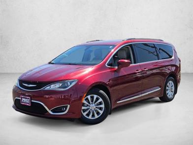 2017 Chrysler Pacifica Touring L -
                  Chandler, AZ