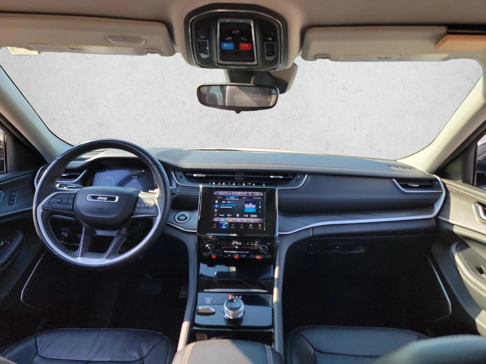 Thumbnail: 2022 Jeep Grand Cherokee - 3
