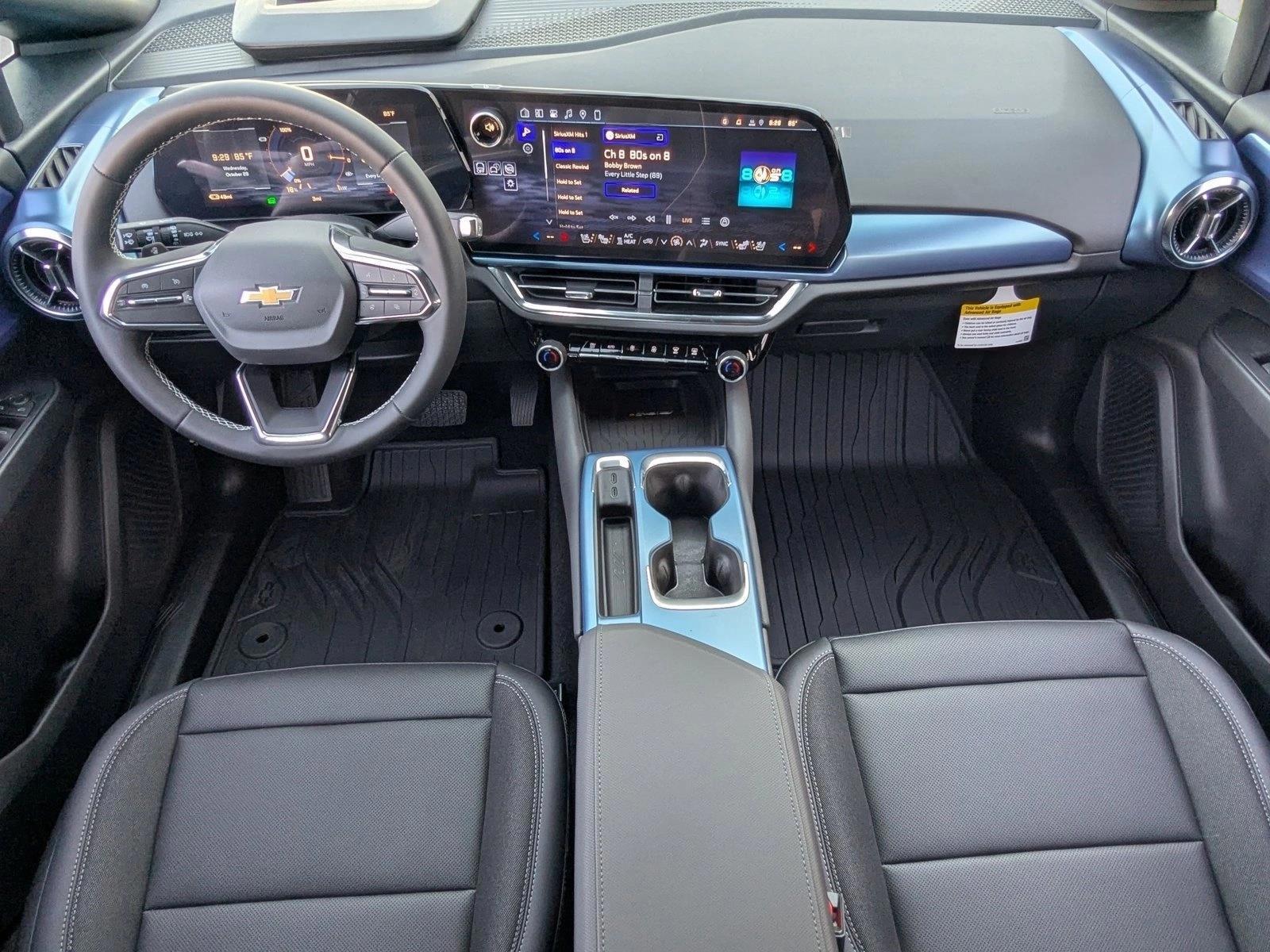 Thumbnail: 2026 Chevrolet Equinox - 4