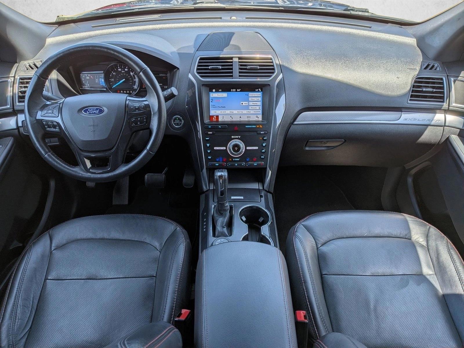 Thumbnail: 2019 Ford Explorer - 3