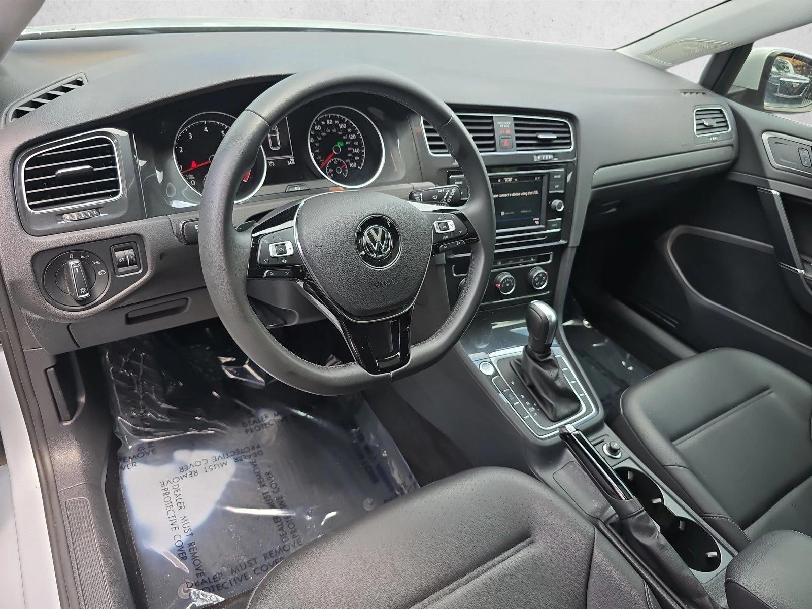 Thumbnail: 2021 Volkswagen Golf - 4