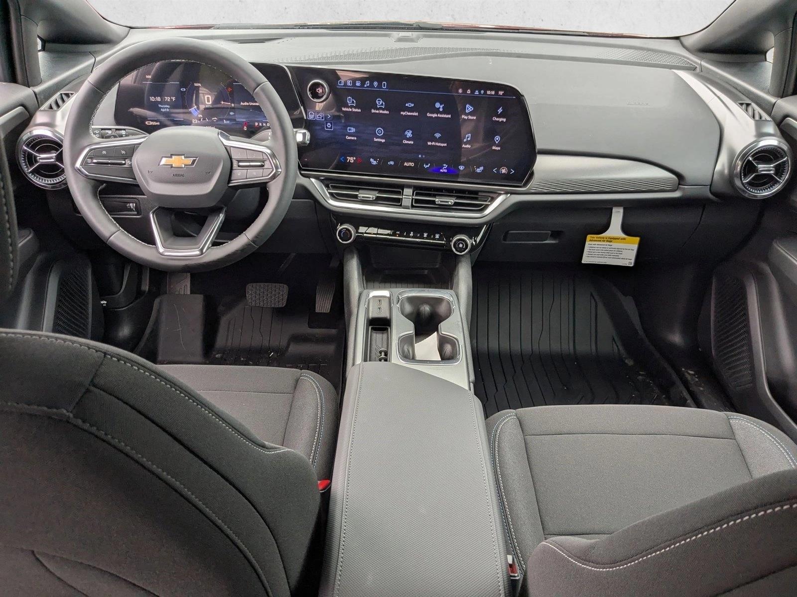 Thumbnail: 2026 Chevrolet Equinox - 3