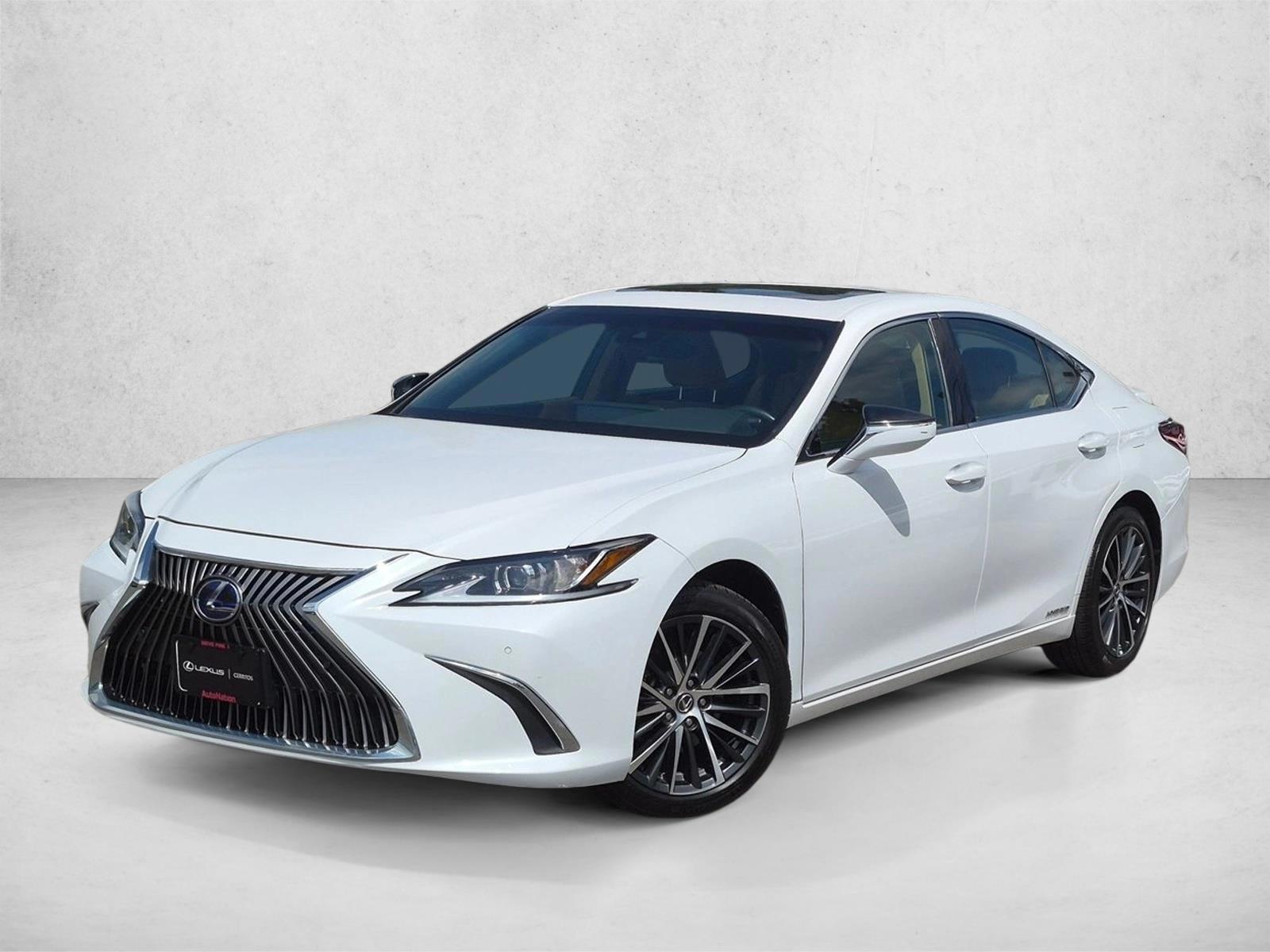 2022 Lexus ES Hybrid