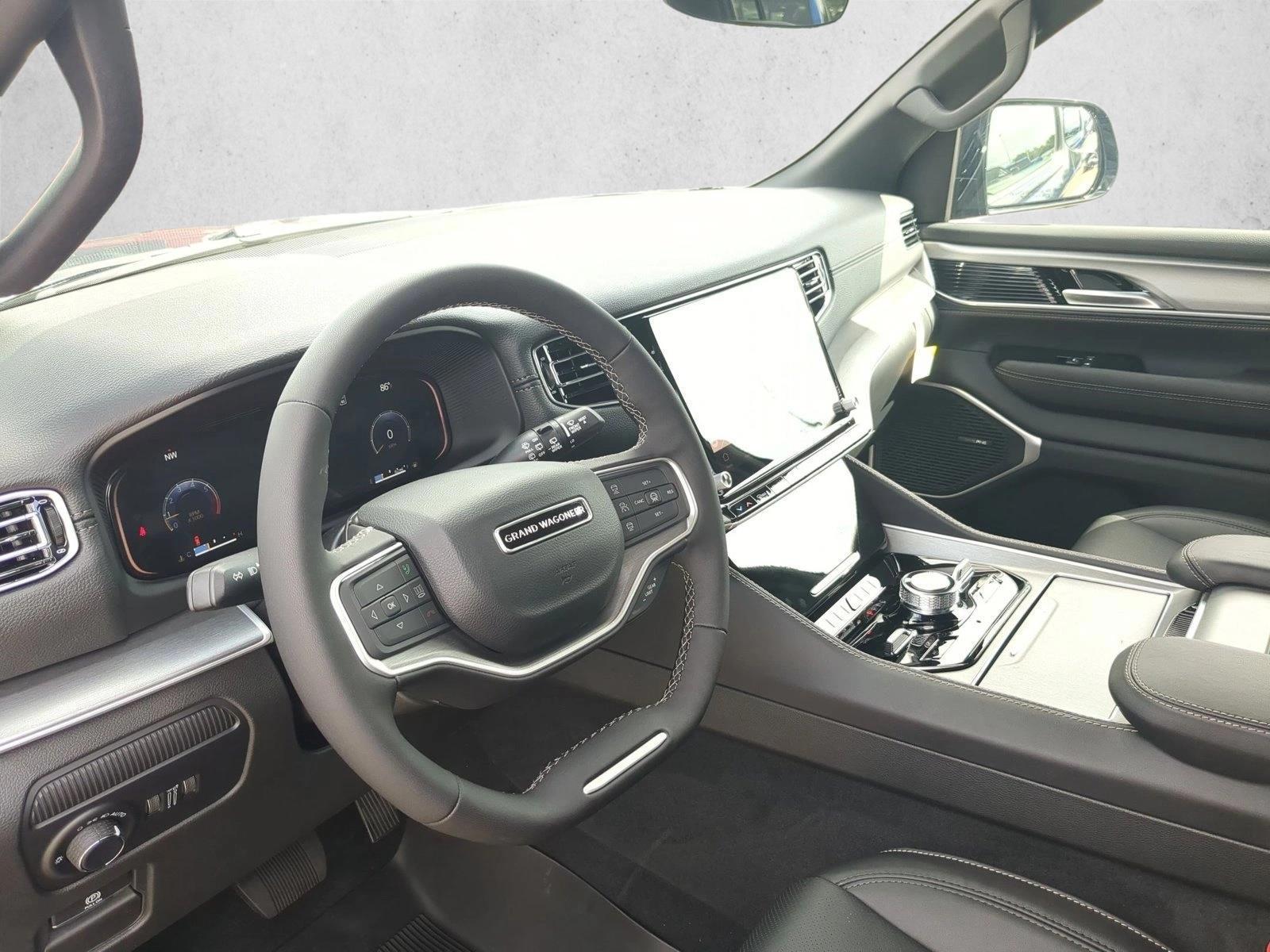 Thumbnail: 2026 Jeep Grand Wagoneer - 2