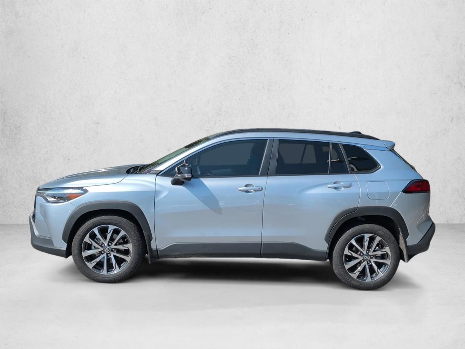 Thumbnail: 2025 Toyota Corolla Cross - 3