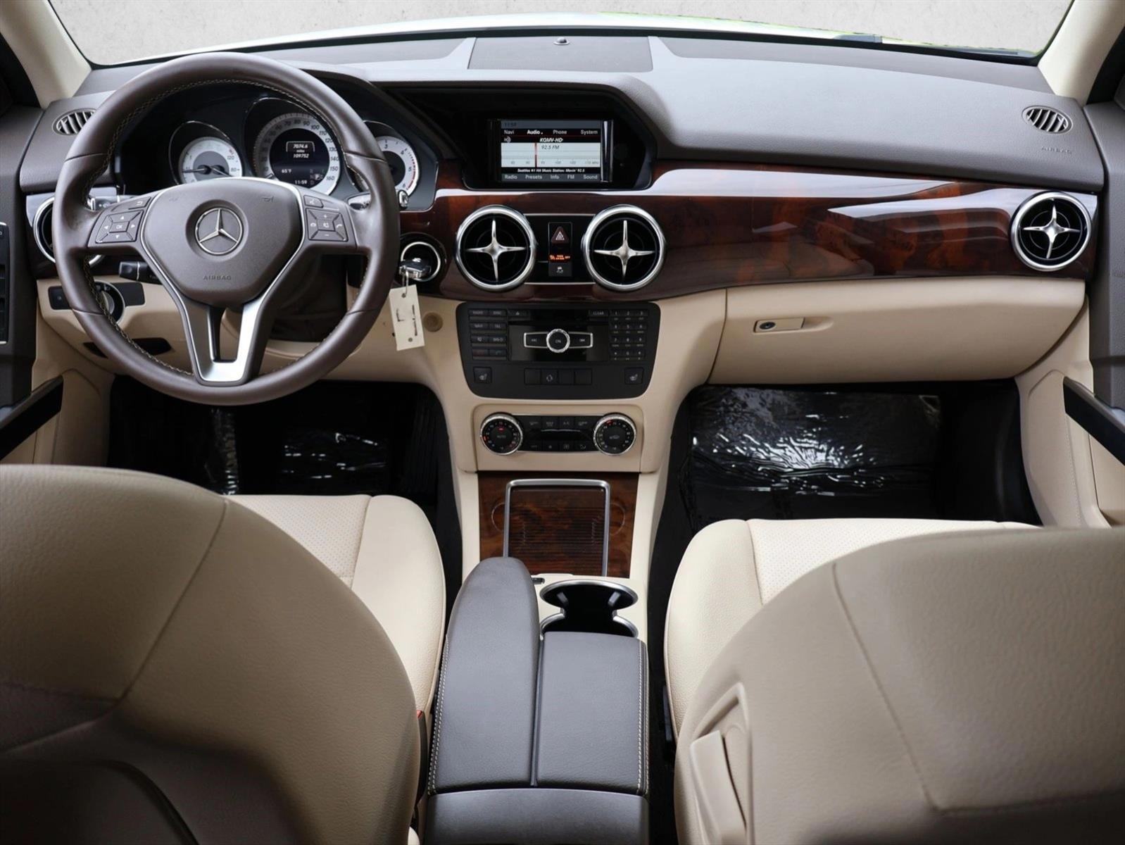 Thumbnail: 2014 Mercedes-Benz GLK - 3