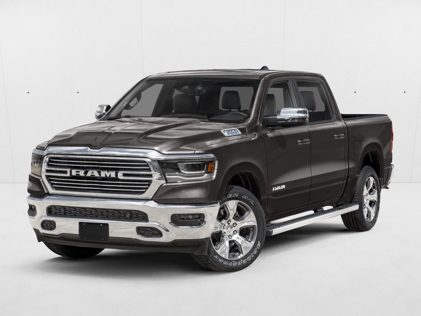 2024 RAM 1500 Laramie 4x4 Crew Cab 5'7's photo