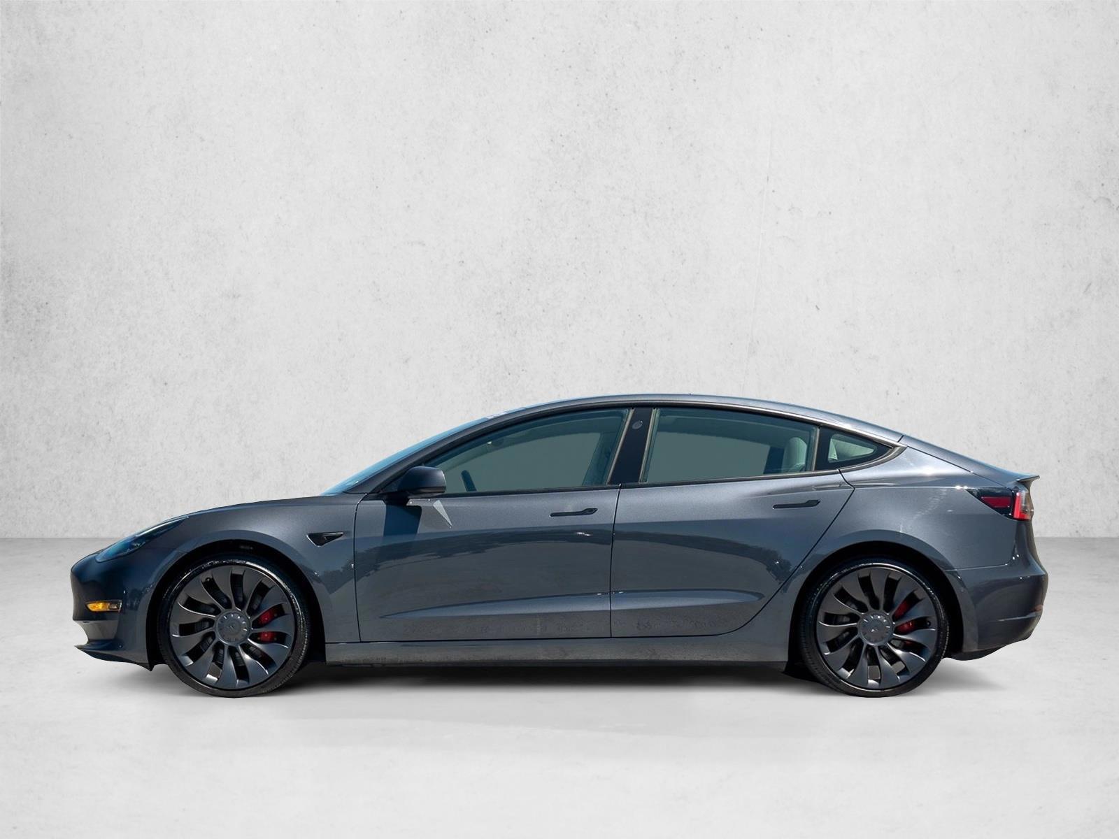 Thumbnail: 2022 Tesla Model 3 - 2