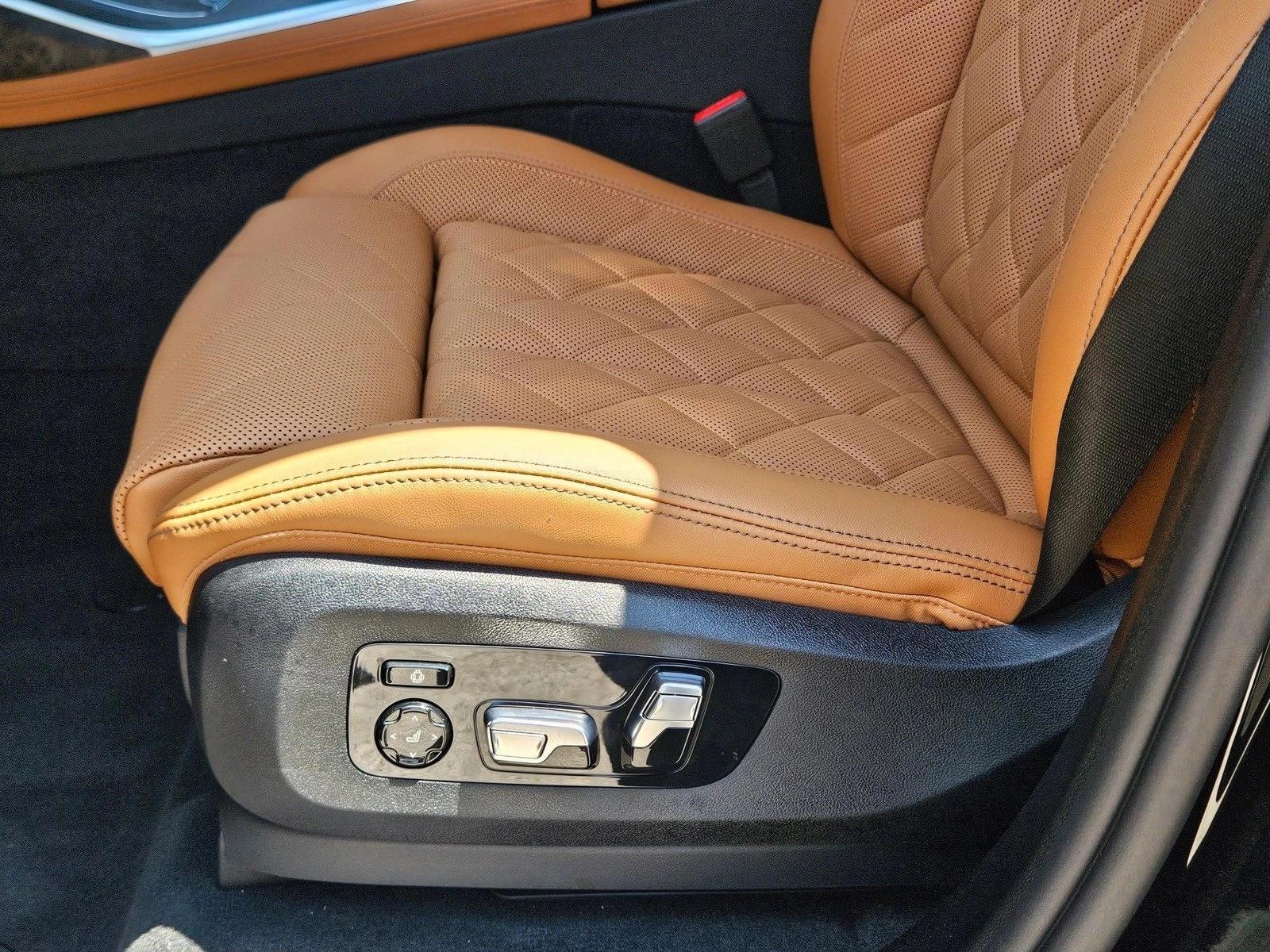 Thumbnail: 2027 BMW X7 - 5