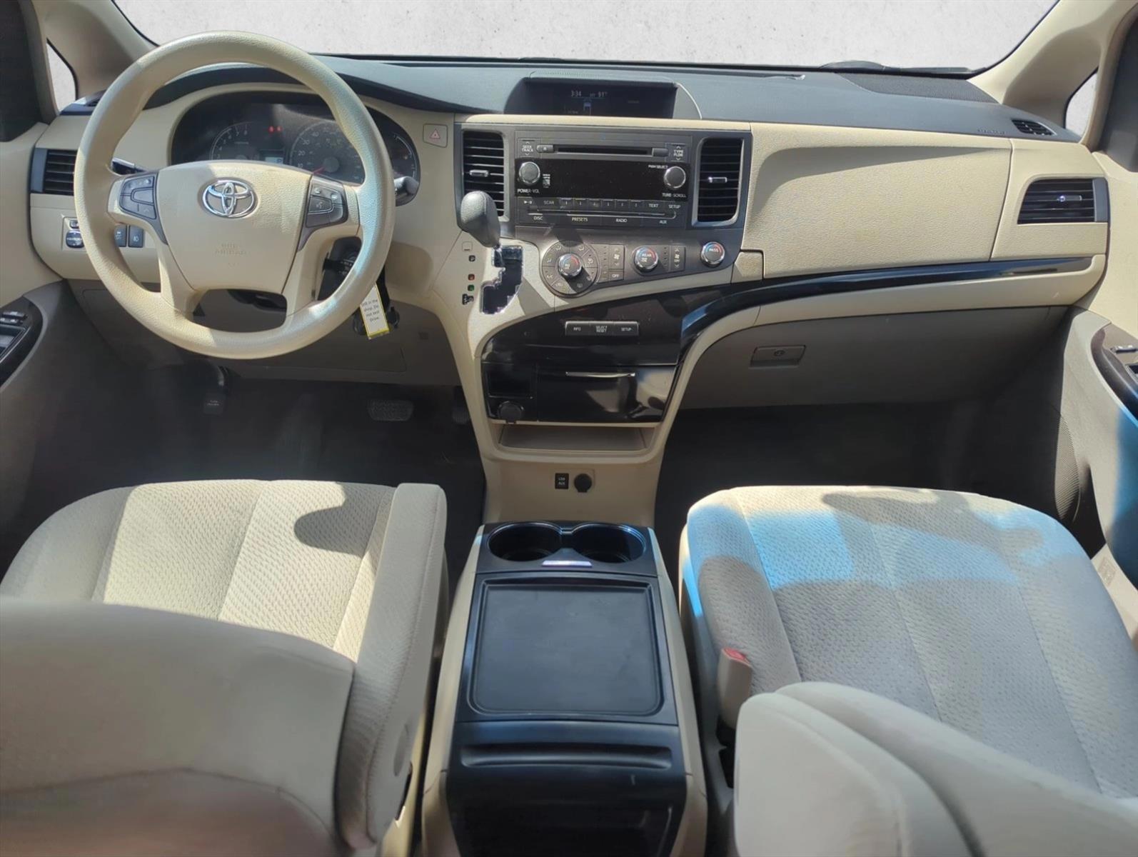 Thumbnail: 2012 Toyota Sienna - 2