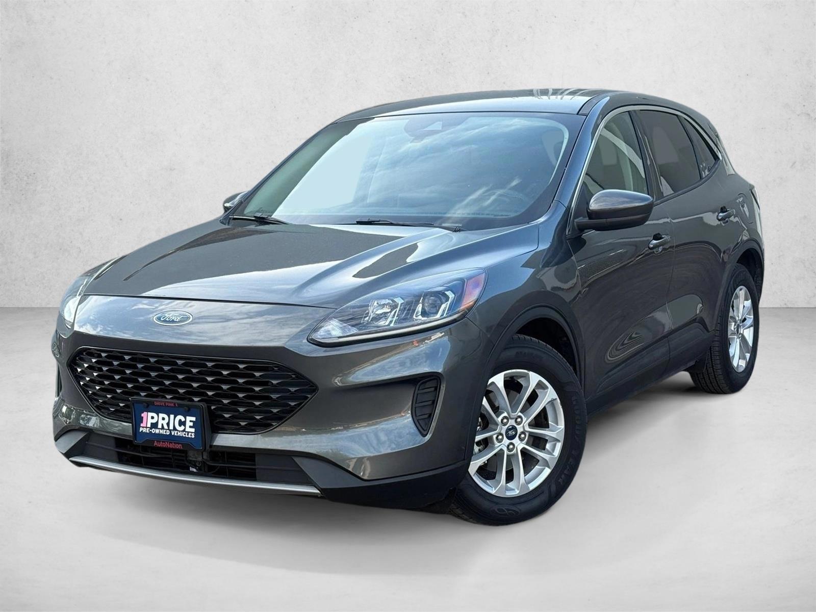 Thumbnail: 2020 Ford Escape - 1