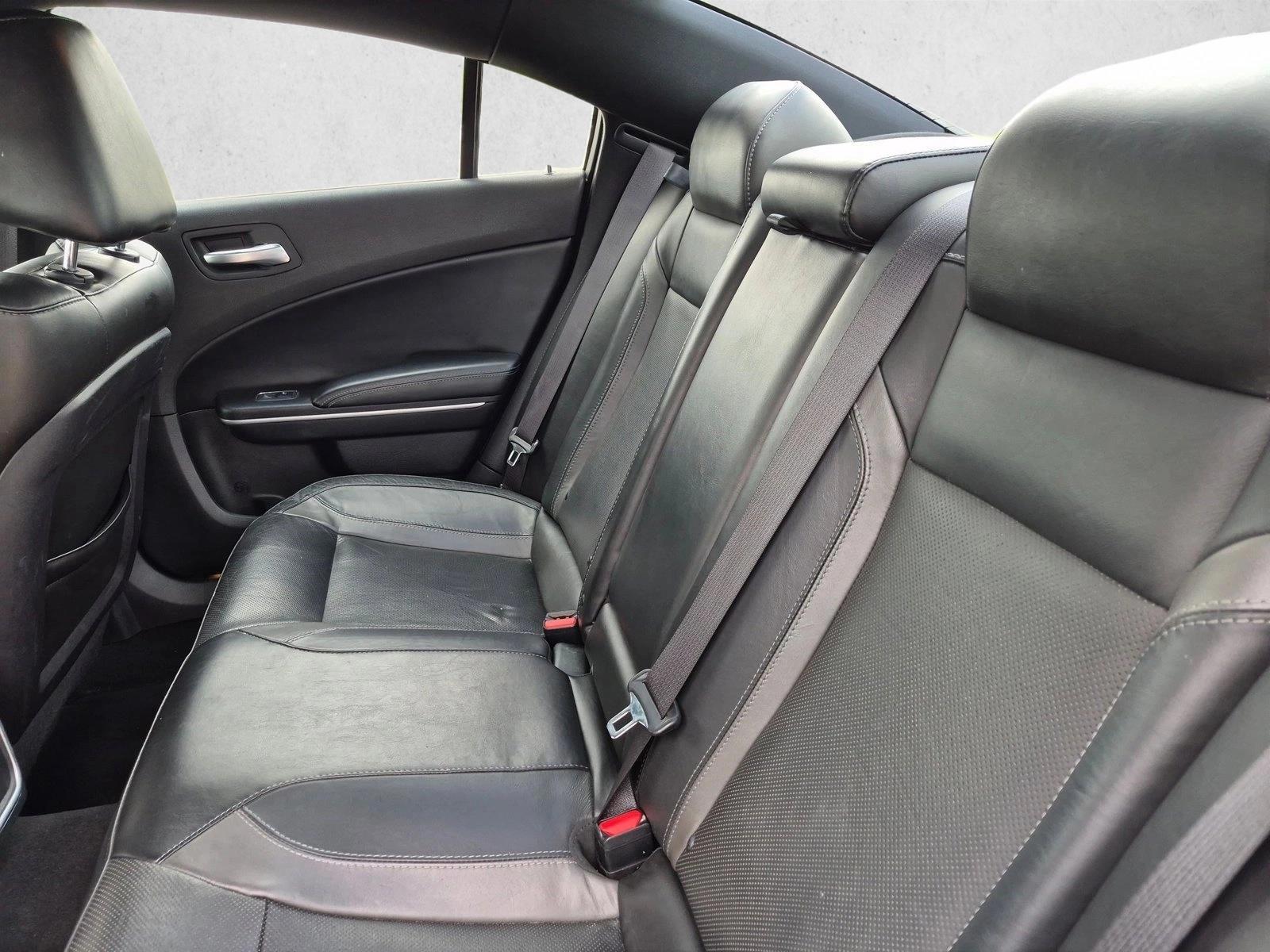 2019 Dodge Charger SXT - Photo 15