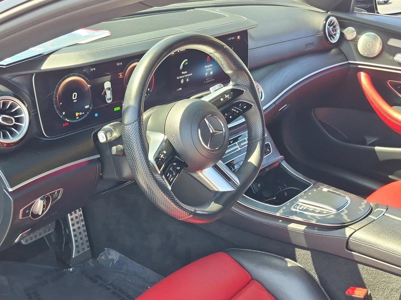 Thumbnail: 2022 Mercedes-Benz E-Class - 3