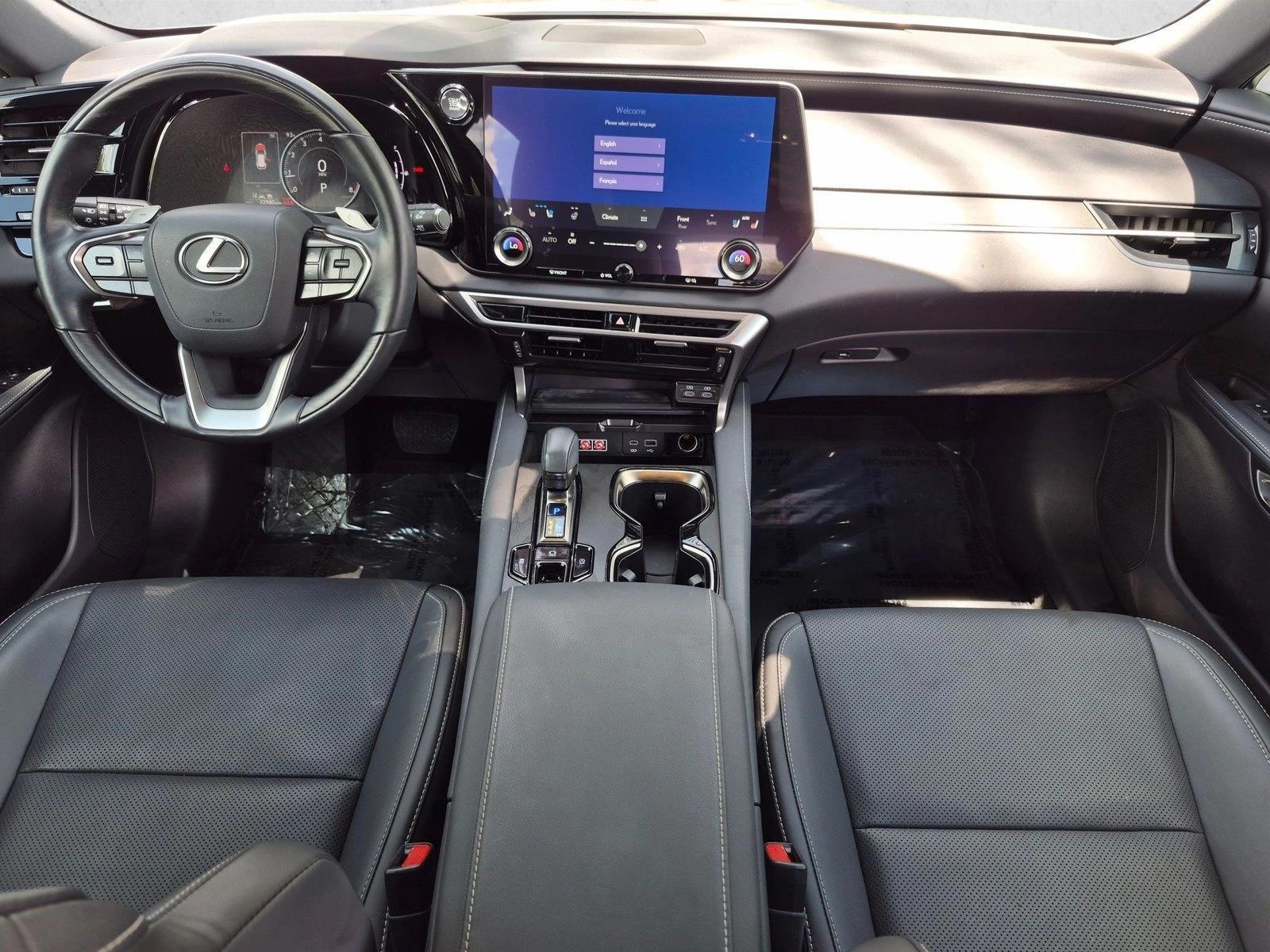 Thumbnail: 2024 Lexus RX - 3