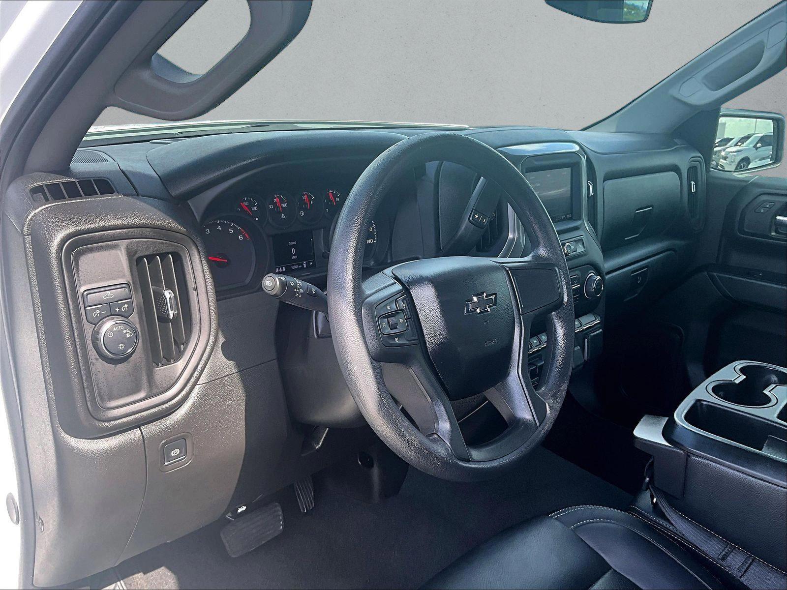 2025 Chevrolet Silverado 1500 Custom - Photo 14