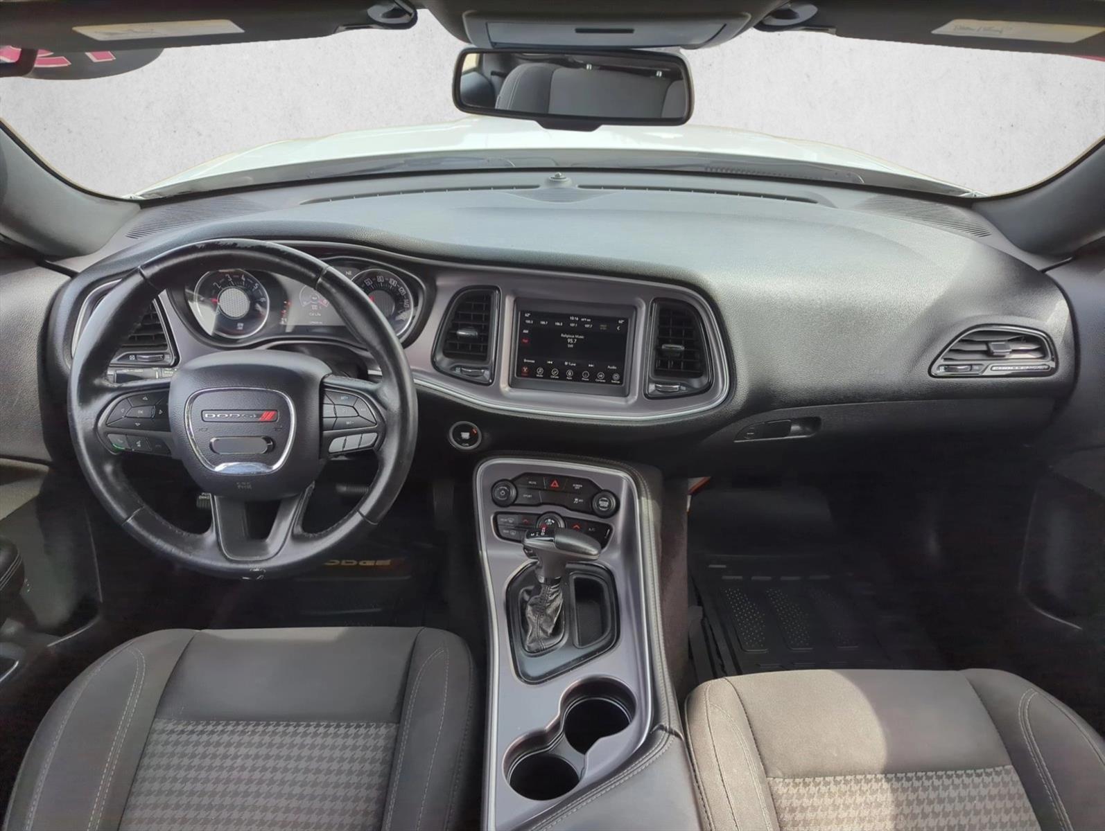 Thumbnail: 2019 Dodge Challenger - 2