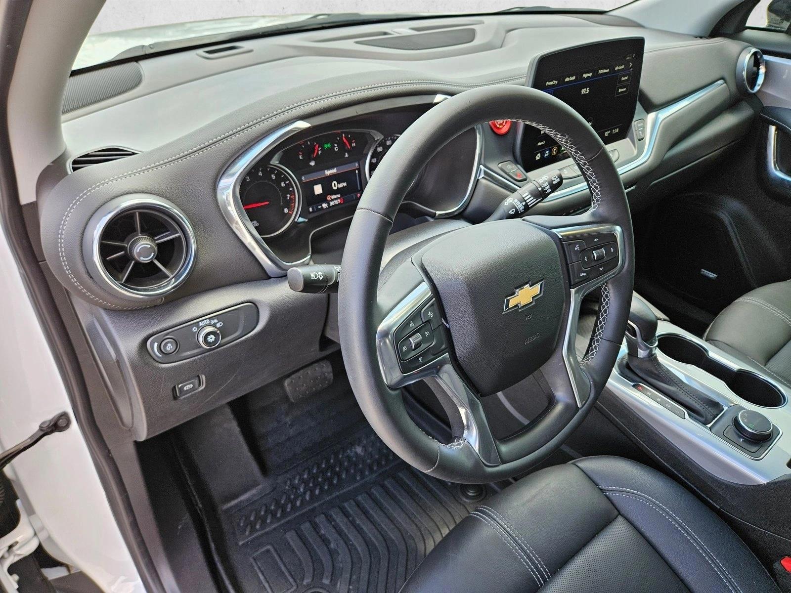 Thumbnail: 2024 Chevrolet Blazer - 3