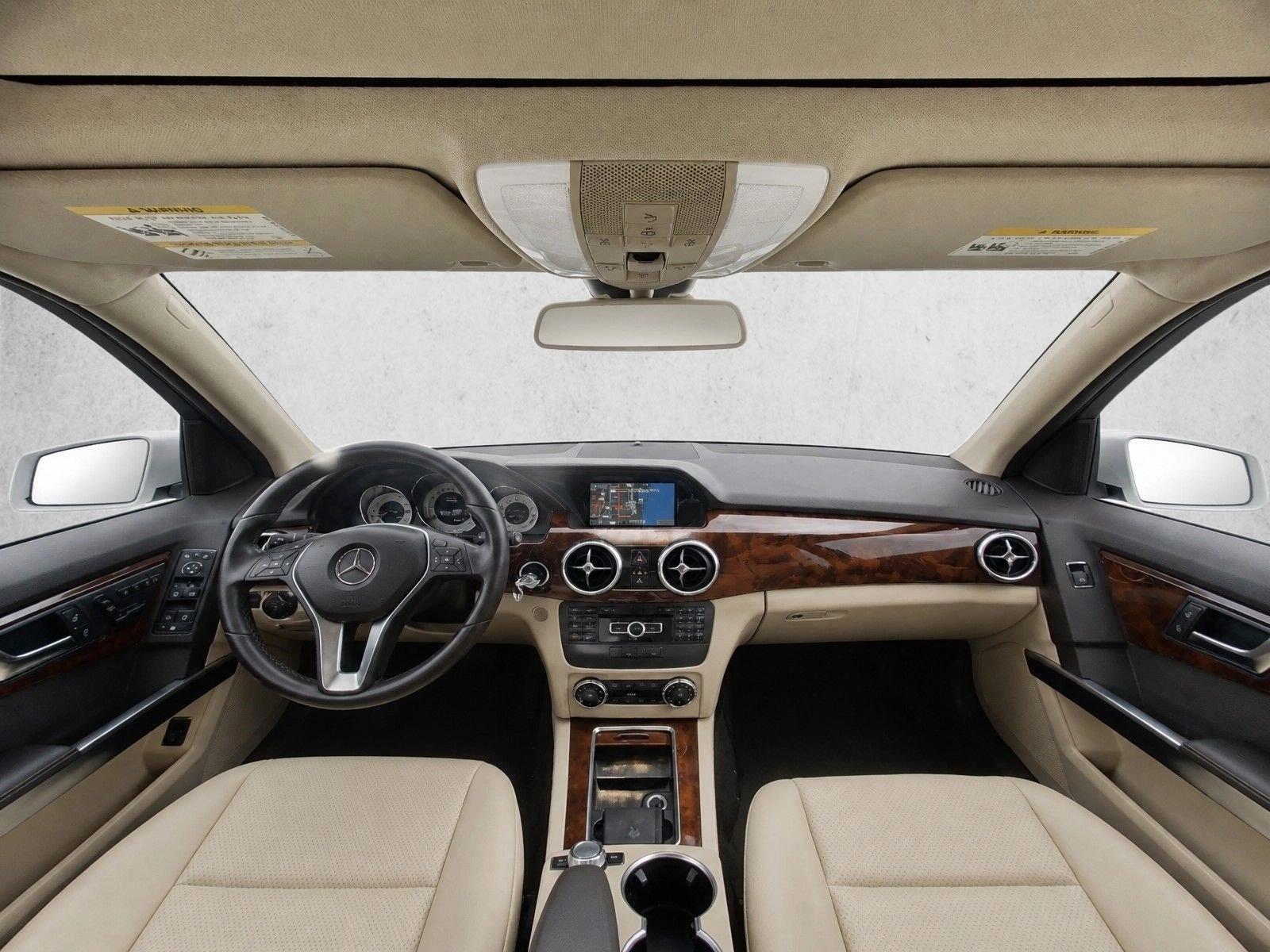 Thumbnail: 2014 Mercedes-Benz GLK - 3