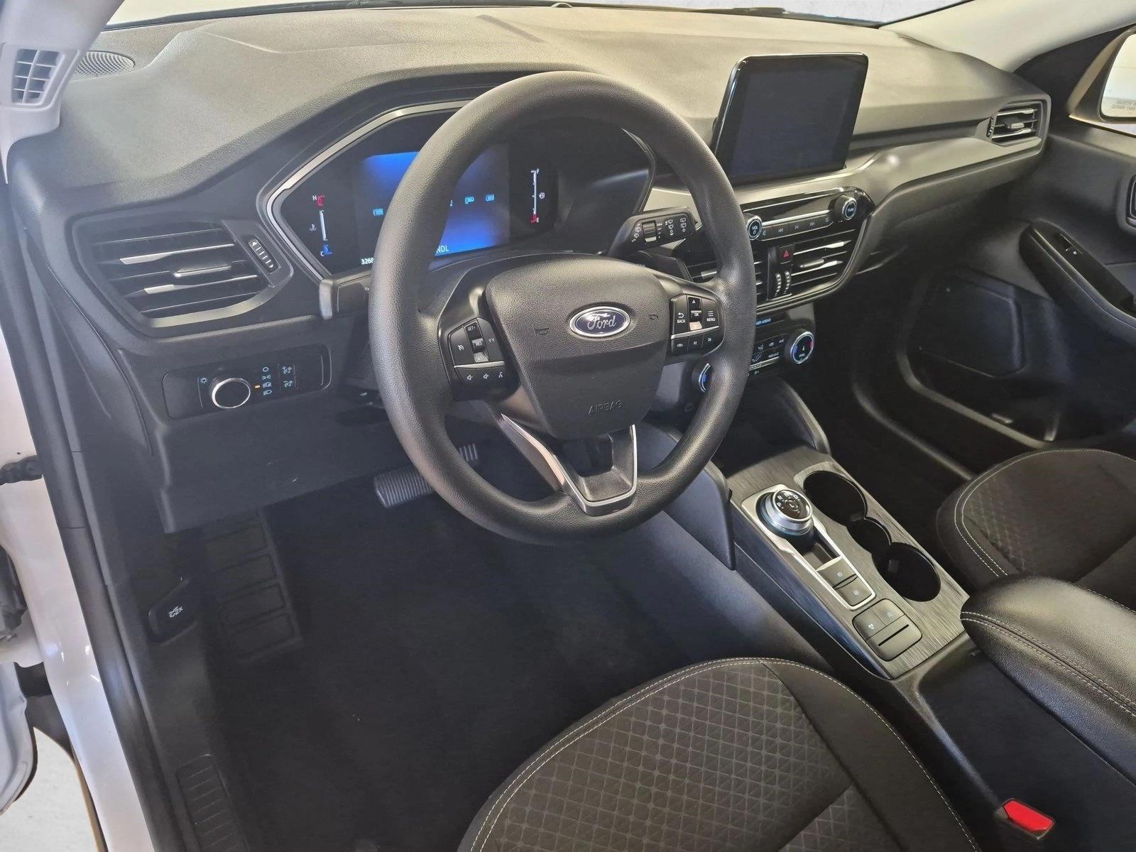 Thumbnail: 2025 Ford Escape - 3