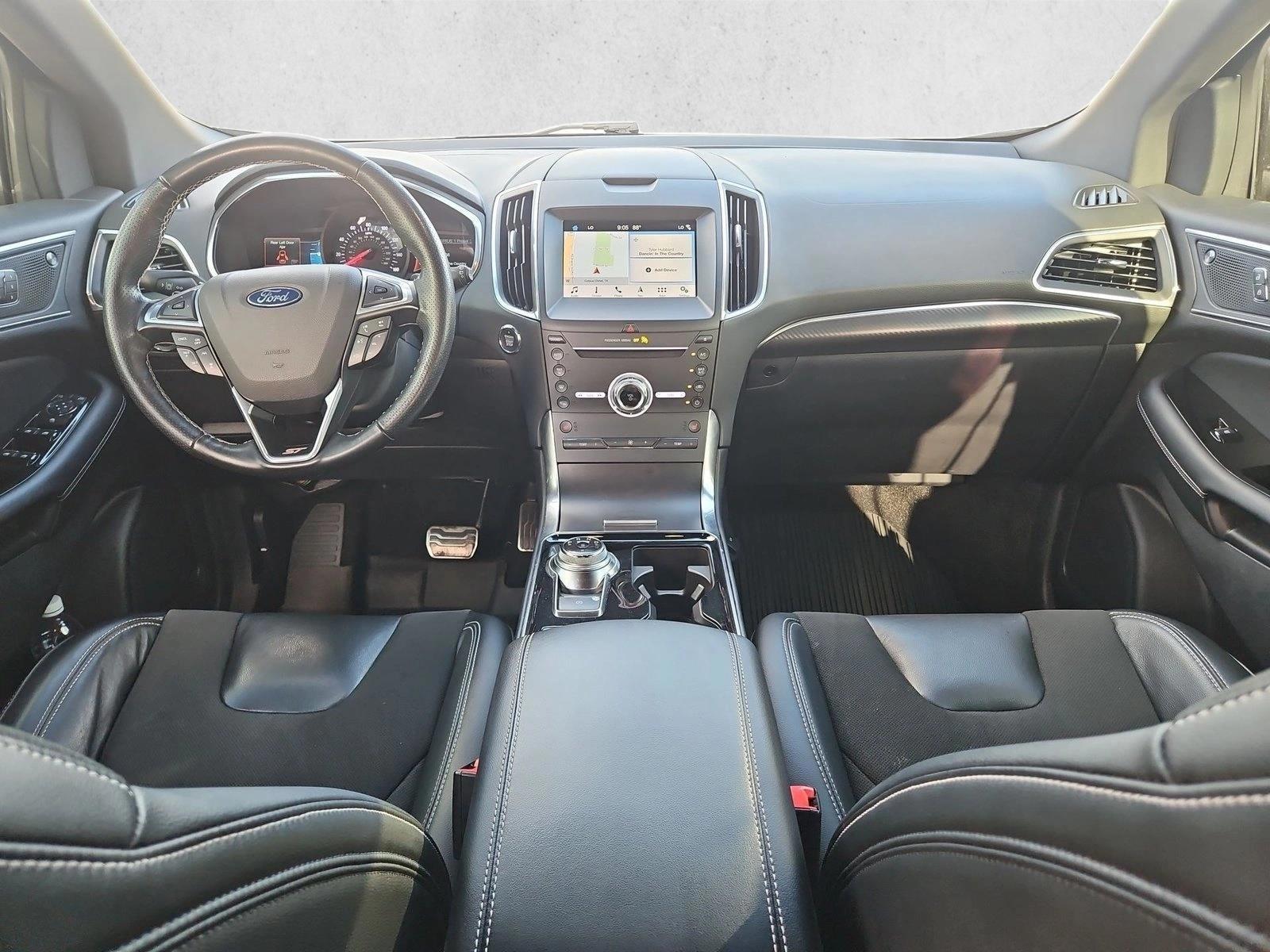 Thumbnail: 2019 Ford Edge - 3