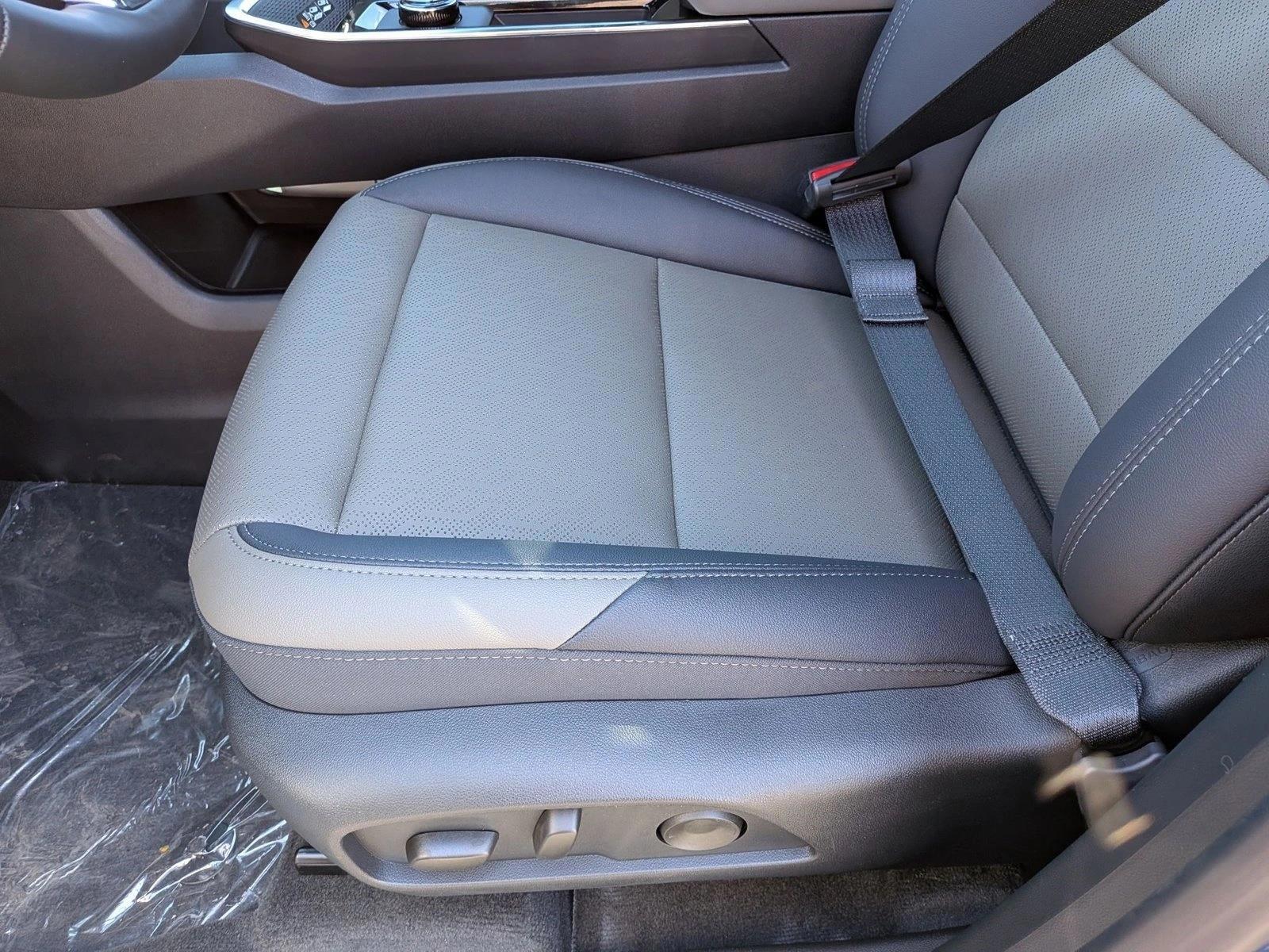 Thumbnail: 2026 Chevrolet Equinox - 5