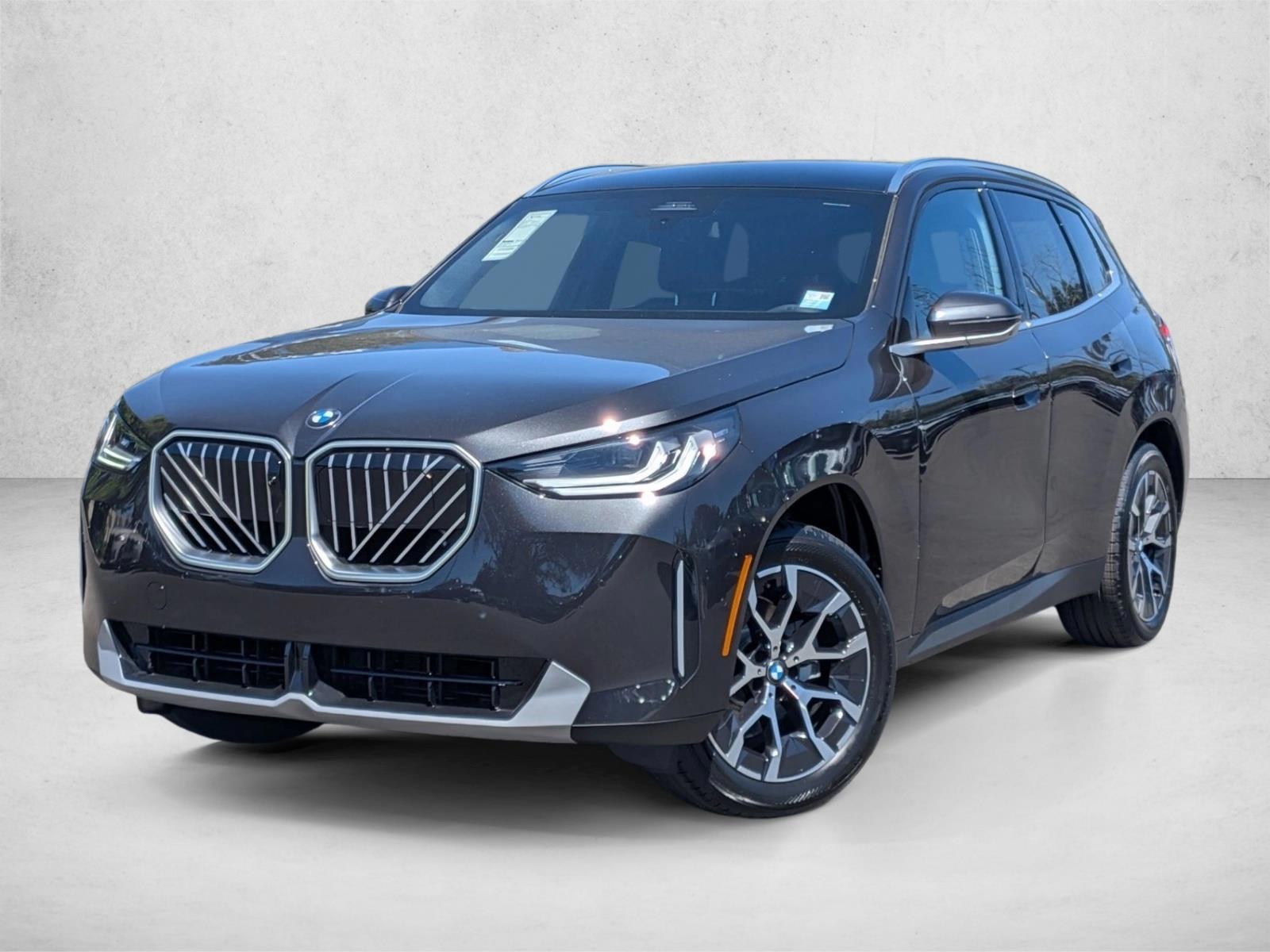 Thumbnail: 2026 BMW X3 - 1