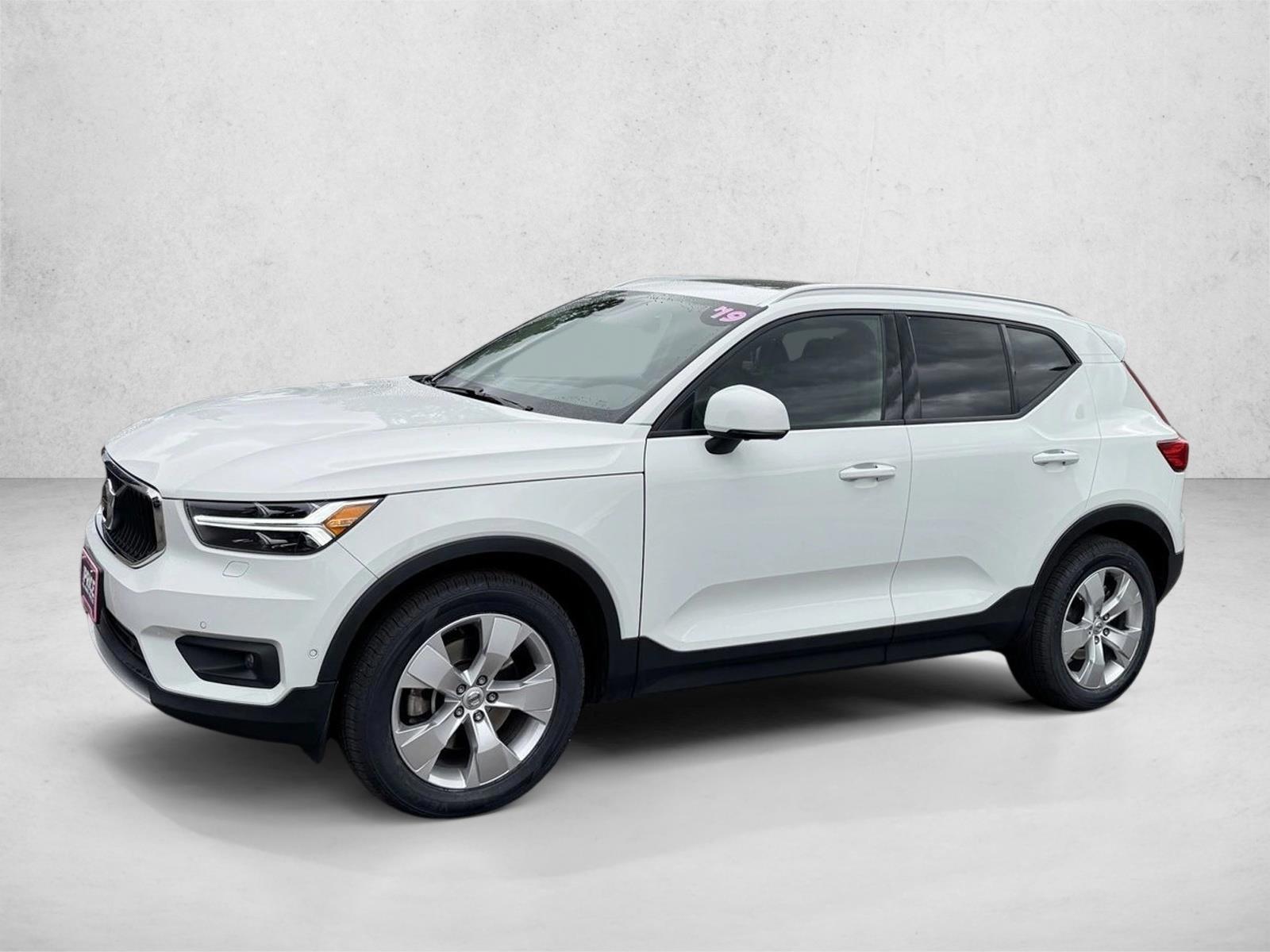 Thumbnail: 2019 Volvo XC40 - 1