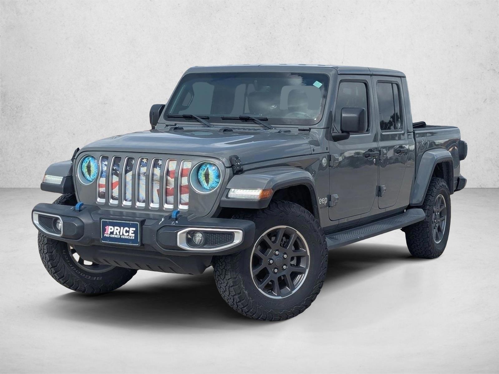 2020 Jeep Gladiator Overland's photo
