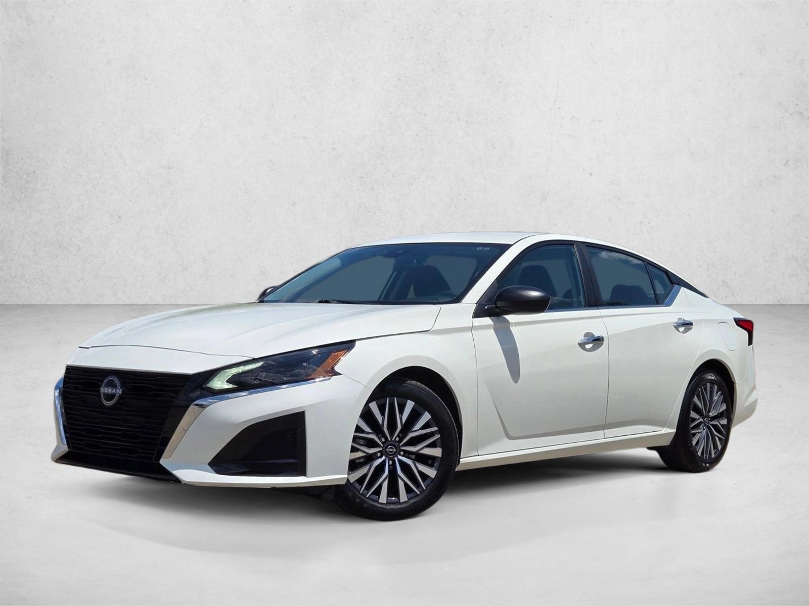 Thumbnail: 2025 Nissan Altima - 1