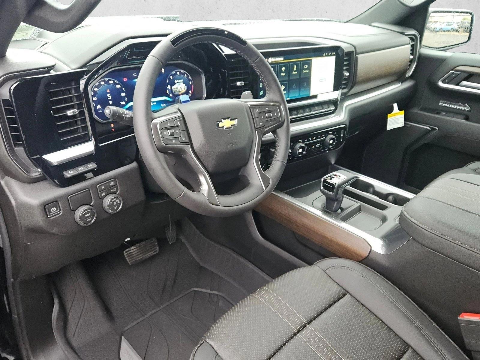 Thumbnail: 2026 Chevrolet Silverado 1500 - 3