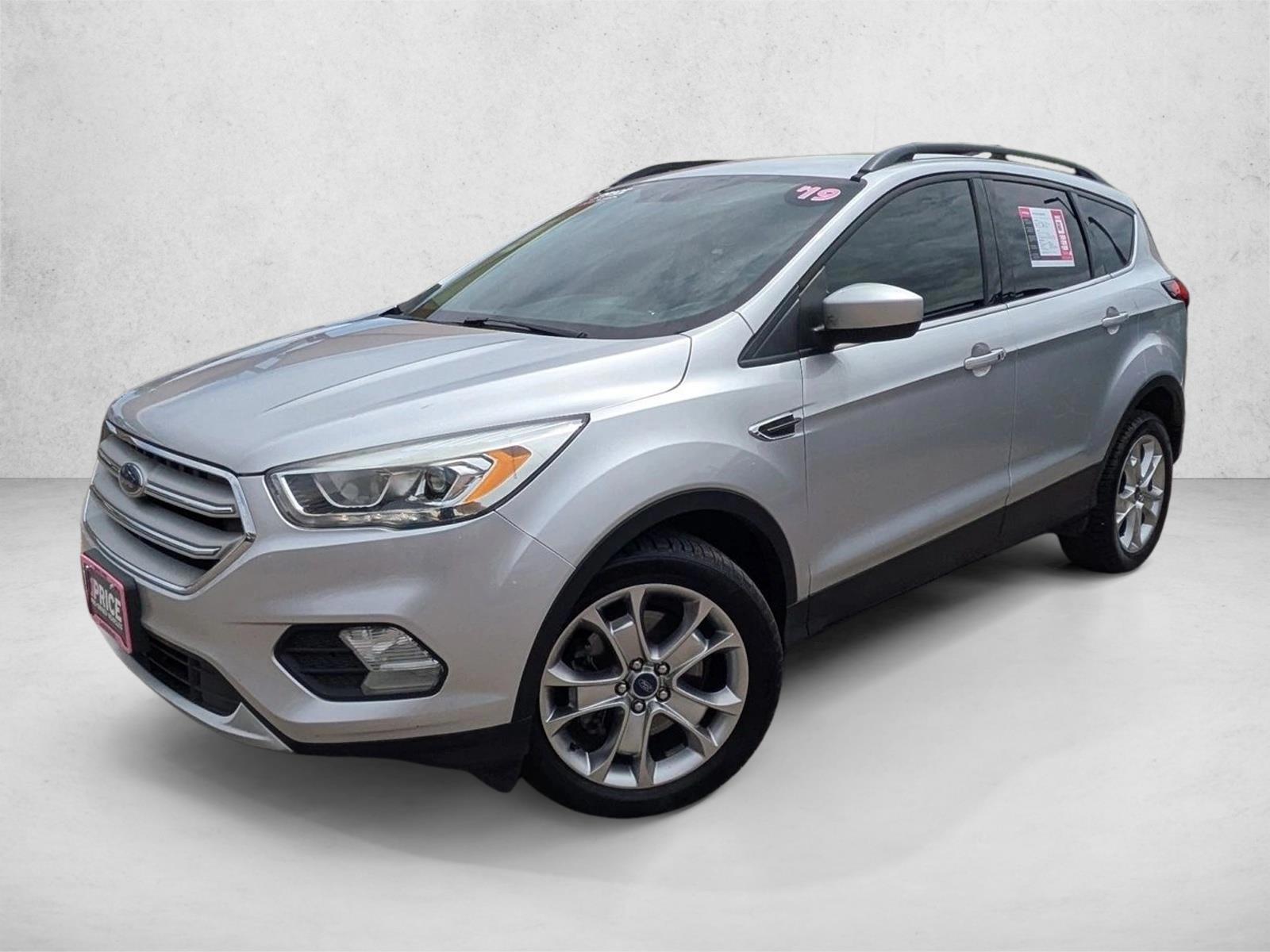 Thumbnail: 2019 Ford Escape - 1