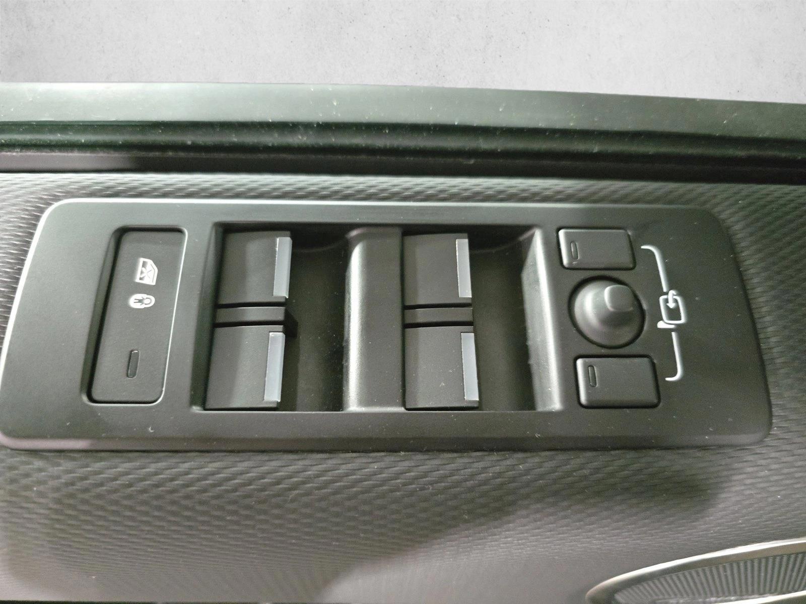 2025 Land Rover Discovery Dynamic SE - Photo 29