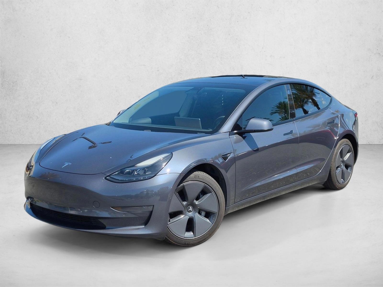 Thumbnail: 2021 Tesla Model 3 - 1