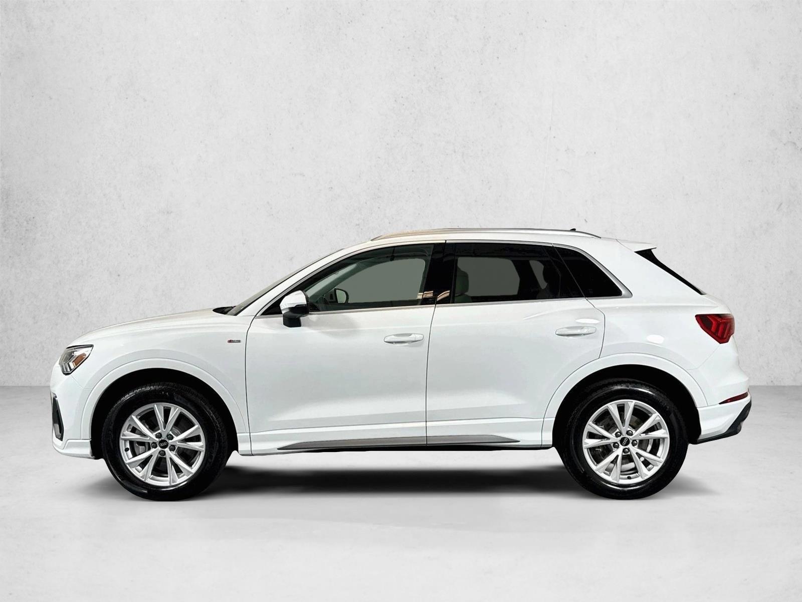 Thumbnail: 2025 Audi Q3 - 2